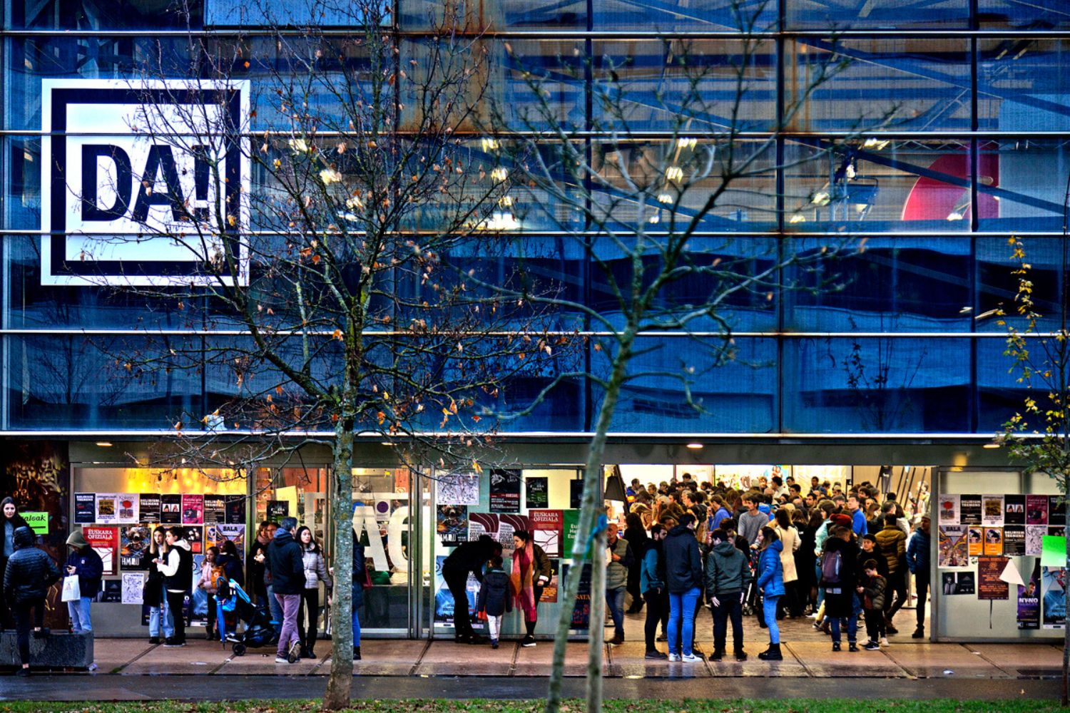 58. Durangoko Azokan erakusmahaia jartzeko inskripzioa hasi da